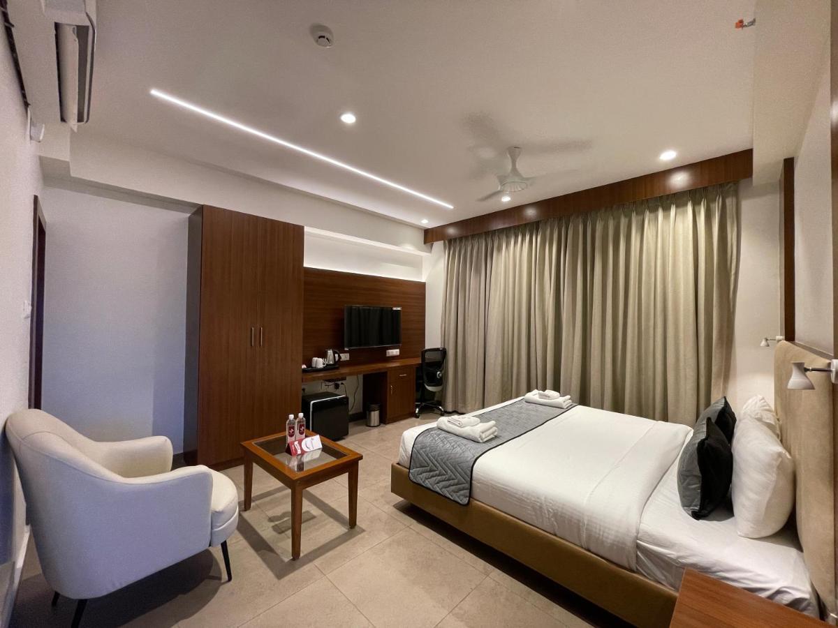 Jubilee Park Otel Haydarabad Dış mekan fotoğraf